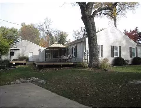 4815 Forest Dr, Springfield, OH 45506 photo 3