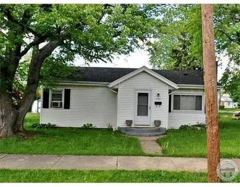 440 E Johnson Ave, Springfield, OH 45505 photo 1