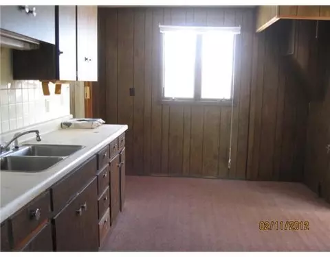 214 E Fulton, Celina, OH 45822 photo 4