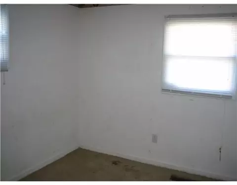 605 Mead Ln, Springfield, OH 45506 photo 6