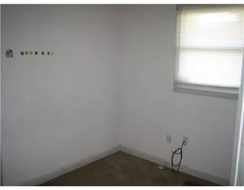 605 Mead Ln, Springfield, OH 45506 photo 5