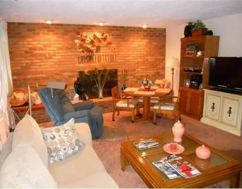 639 Oneida Dr, Springfield, OH 45502 photo 6