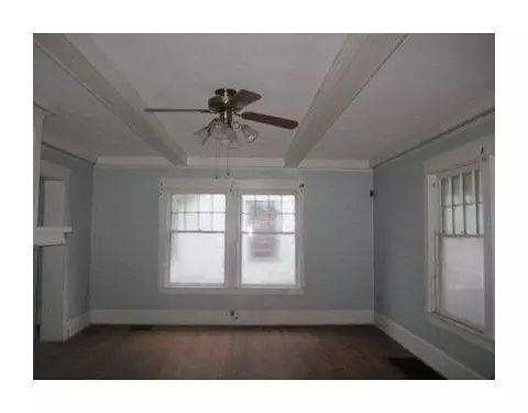 363 E Madison Ave, Springfield, OH 45503 photo 4