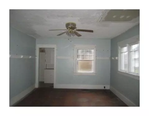 363 E Madison Ave, Springfield, OH 45503 photo 6