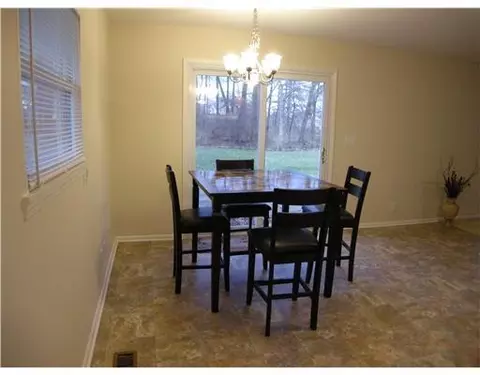 1808 Damascus Ave, Springfield, OH 45506 photo 6