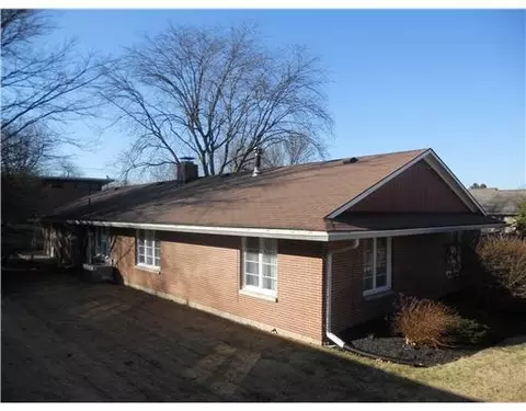 701 Village, Springfield, OH 45504 photo 2