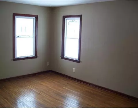 231 N Douglas Ave, Springfield, OH 45503 photo 4