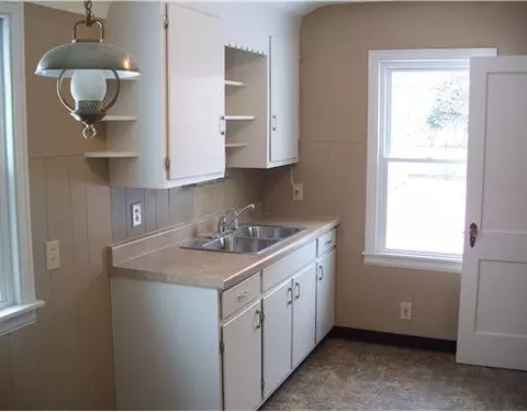 231 N Douglas Ave, Springfield, OH 45503 photo 5