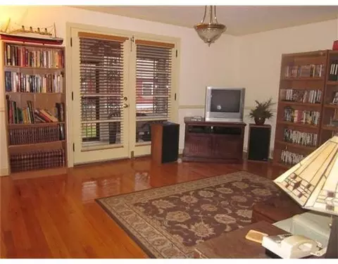 1631 Walnut Ter, Springfield, OH 45504 photo 4