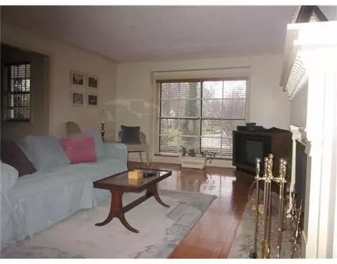 1631 Walnut Ter, Springfield, OH 45504 photo 3