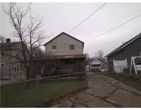 830 E Cecil, Springfield, OH 45503 photo 2