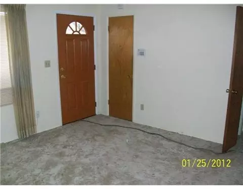 1924 Wickford, Springfield, OH 45503 photo 4