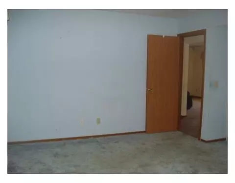 2942 Avery Cir #2942, Springfield, OH 45503 photo 8