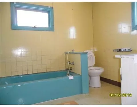 526 Fair St, Springfield, OH 45506 photo 4