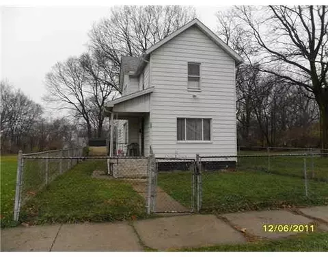 526 Fair St, Springfield, OH 45506 photo 1