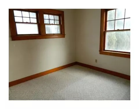 655 S Clairmont, Springfield, OH 45505 photo 4