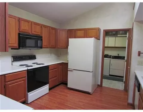 1958 Wedgewood Cir #.., Springfield, OH 45503 photo 4
