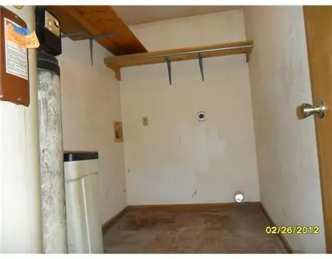 6250 Penny Pk, Springfield, OH 45502 photo 3