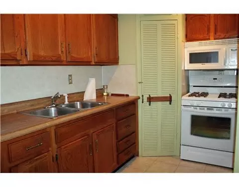 704 S Arlington, Springfield, OH 45505 photo 4