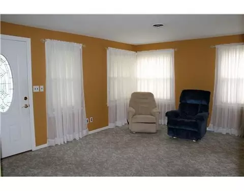 704 S Arlington, Springfield, OH 45505 photo 3