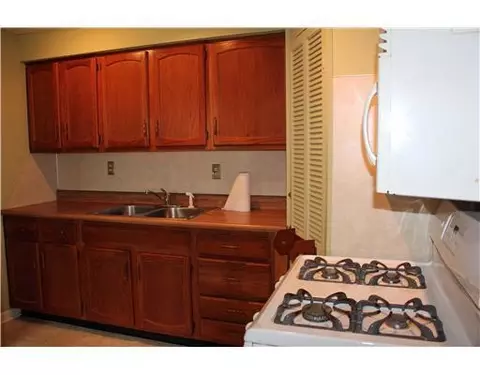 704 S Arlington, Springfield, OH 45505 photo 5