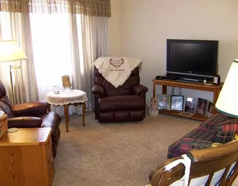 1006 Cedar Dr, Celina, OH 45822 photo 2