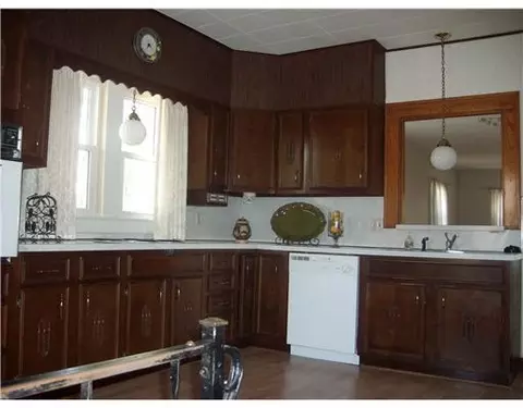 110 E Pinehurst, Sidney, OH 45365 photo 4