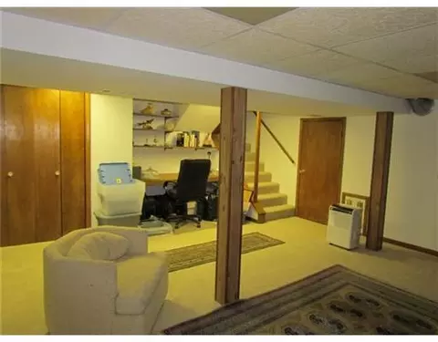 829 Santa Monica Ave, Springfield, OH 45503 photo 9