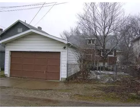 711 E Cecil, Springfield, OH 45503 photo 2