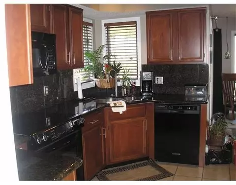 5463 Stoneridge, Springfield, OH 45503 photo 8