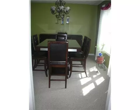 1340 Greenoak Ct, Springfield, OH 45503 photo 7