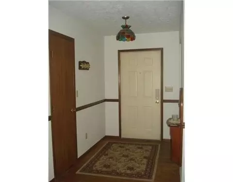 5561 Selma Pike, Springfield, OH 45502 photo 2