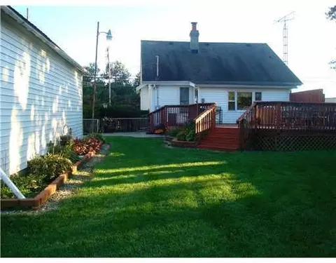 140 W Clark, North Hampton, OH 45349 photo 3