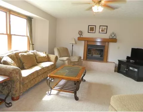 3872 Malaga Cr, Springfield, OH 45502 photo 7