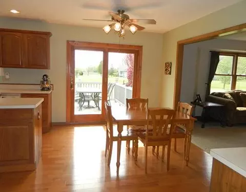 3872 Malaga Cr, Springfield, OH 45502 photo 4