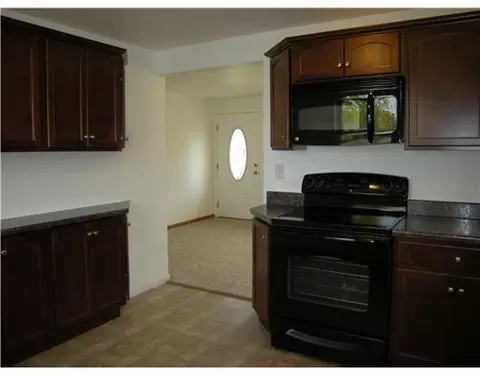 4431 Burchill, Springfield, OH 45503 photo 5