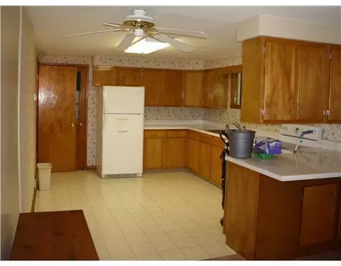 243 Floral Ave, Springfield, OH 45503 photo 3