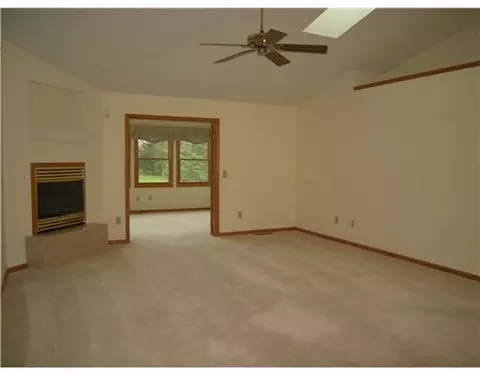 3120 Lakeview Ct #3120, Springfield, OH 45503 photo 9