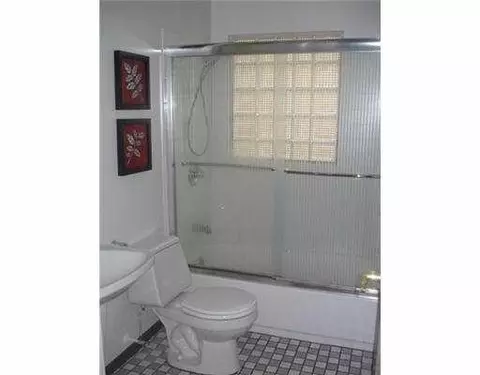 3313 Woonsocket St, Springfield, OH 45503 photo 8
