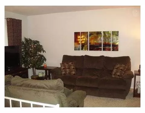 3313 Woonsocket St, Springfield, OH 45503 photo 3