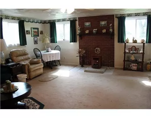 2565 Springfield Jamestown Rd, Springfield, OH 45502 photo 7