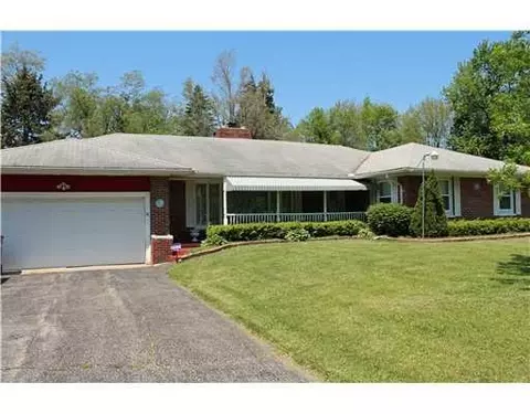 2565 Springfield Jamestown Rd, Springfield, OH 45502 photo 1