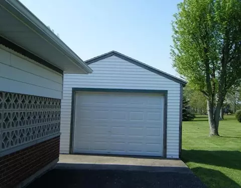 2743 Danbury, Springfield, OH 45505 photo 4