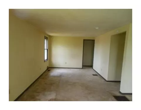 2450 W Possum, Springfield, OH 45506 photo 8