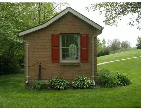 785 Falkirk Dr, Springfield, OH 45503 photo 3