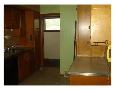 3021 N Hampton Rd, Springfield, OH 45502 photo 5