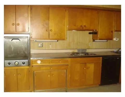 3021 N Hampton Rd, Springfield, OH 45502 photo 4