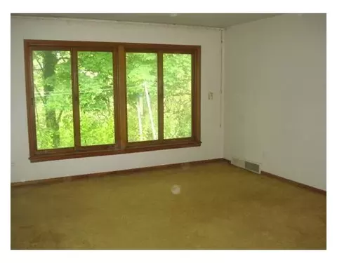3021 N Hampton Rd, Springfield, OH 45502 photo 10