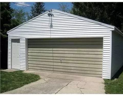 2348 E High St, Springfield, OH 45505 photo 3