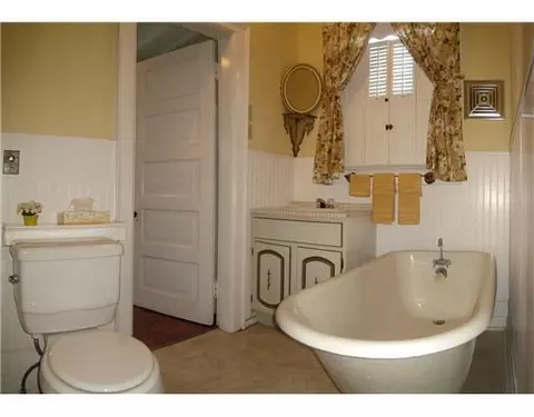 2348 E High St, Springfield, OH 45505 photo 8